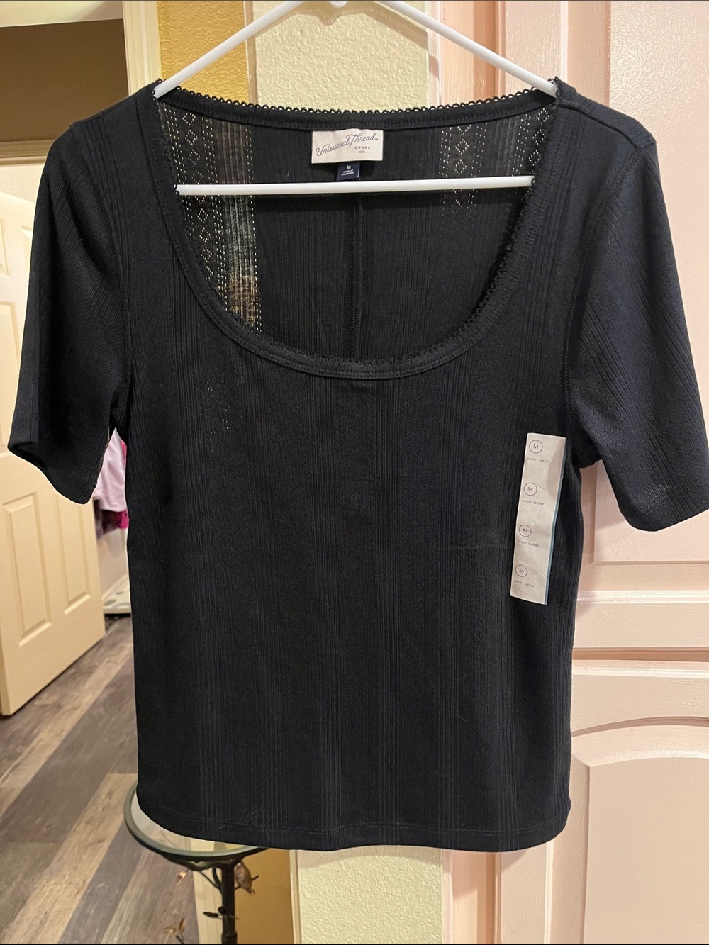 Universal Thread Black Scoop Neck Short Sleeve Tee with Subtle Texture